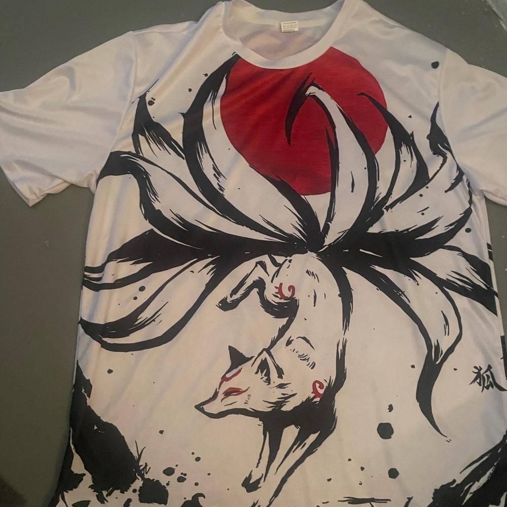 White Graphic Short Sleeve Tee with Red Sun and Fox Design
